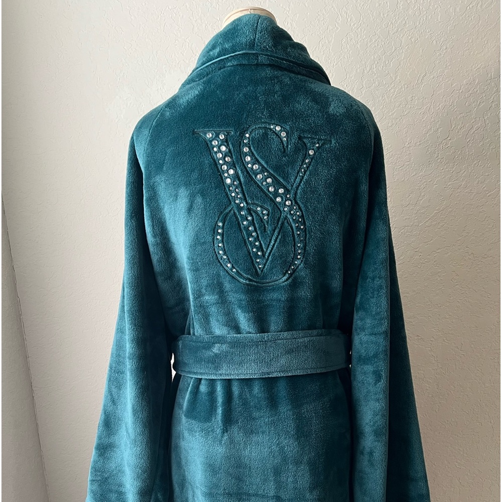 Victoria’s Secret Bling Short Cozy Robe